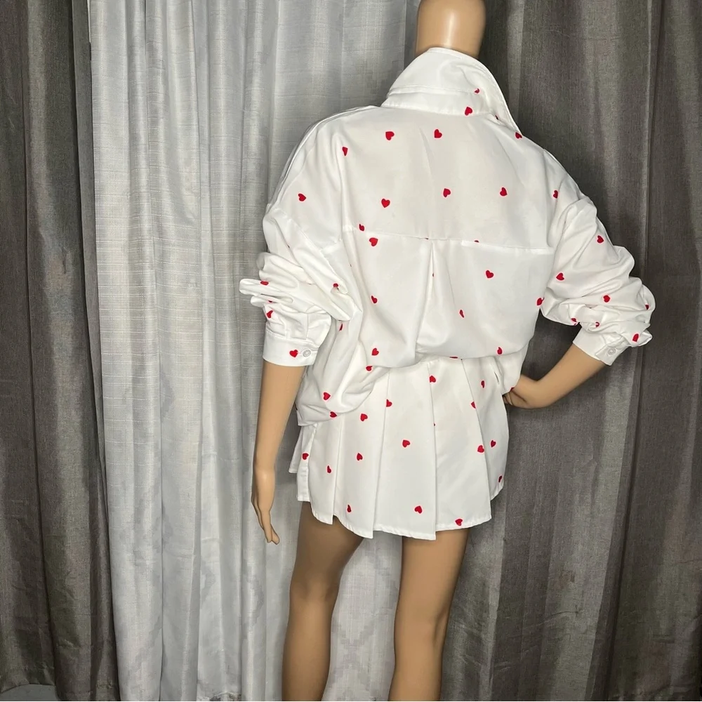 SHEIN Heart Print Shirt and Pleated Skort Set XS